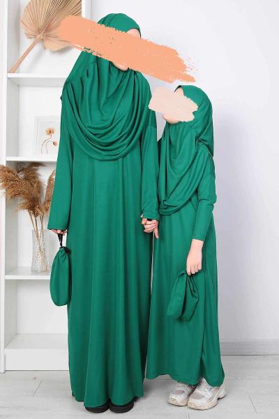 Çantalı Çocuk Namaz Elbisesi Benetton