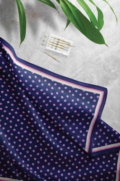 Düğme Desenli Eşarp Saks