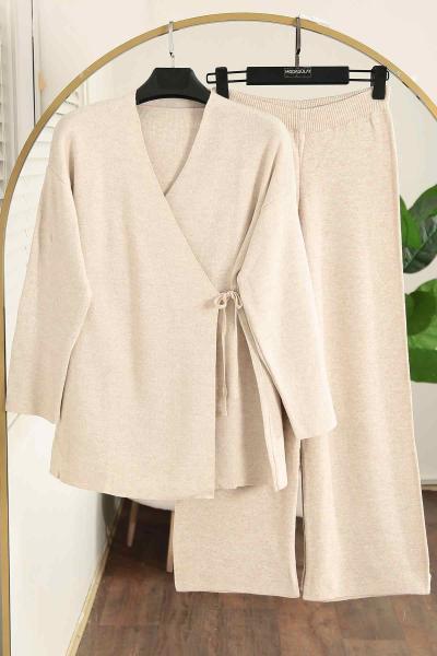 Yandan Bağlamalı Pantolonlu Triko Takım Taş