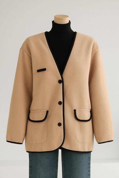 Oversze Çift Cep Kapaklı Biyeli Kaşe Ceket Bej