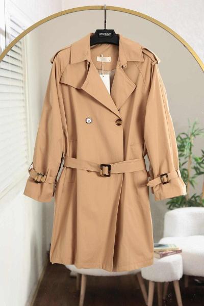 Kuşağı Kolu Tokalı Dört Düğmeli Trençkot Camel