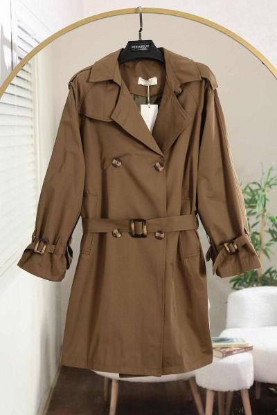 Kuşağı Kolu Tokalı Dört Düğmeli Trençkot Haki