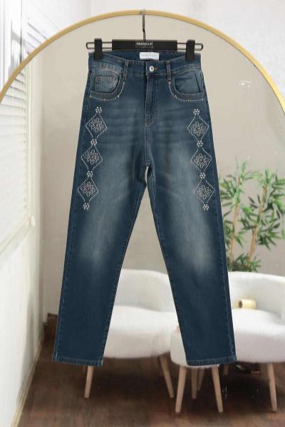 Motif Taş İşlemeli Kot Pantolon Açık Mavi