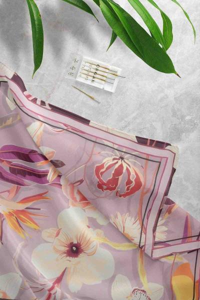 Çiçek Tablosu Desenli Eşarp Mürdüm