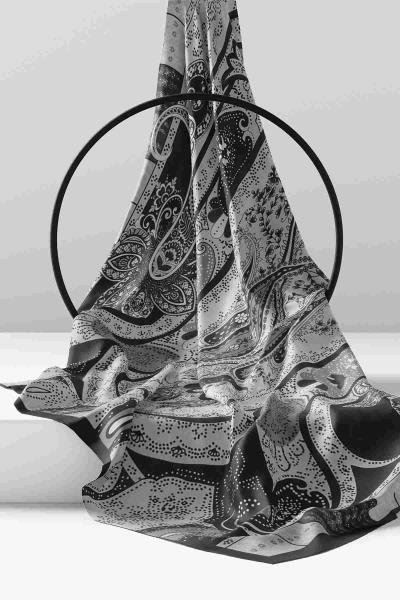 Nokta Desenli Hint Şal Siyah Ekru