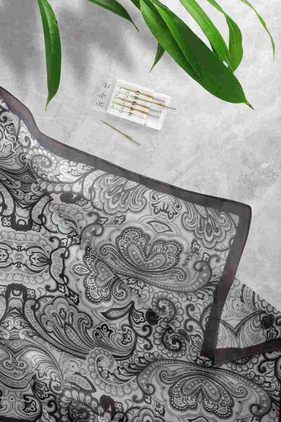 Lotus Desenli Hint Şal Siyah