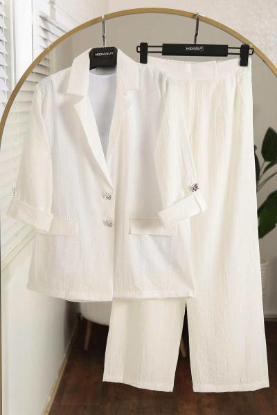 Kolları Katlamalı Cırtlı Pantolonlu Çilek Takım Ekru