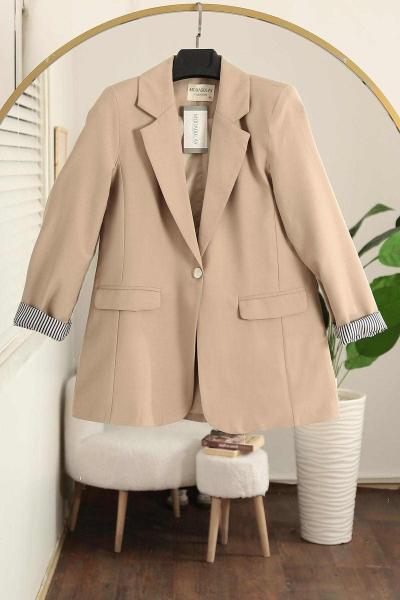 Tek Düğmeli Kolları Katlı Çizgili Modal Ceket Bej