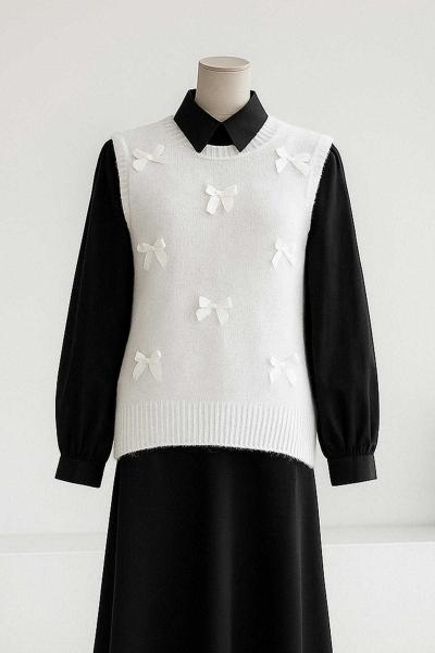 Kurdela Detaylı Triko Süveter Kemik