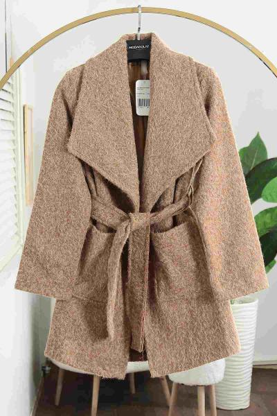 Çift Cepli Kuşaklı Melanjlı Buklet Kaban Camel