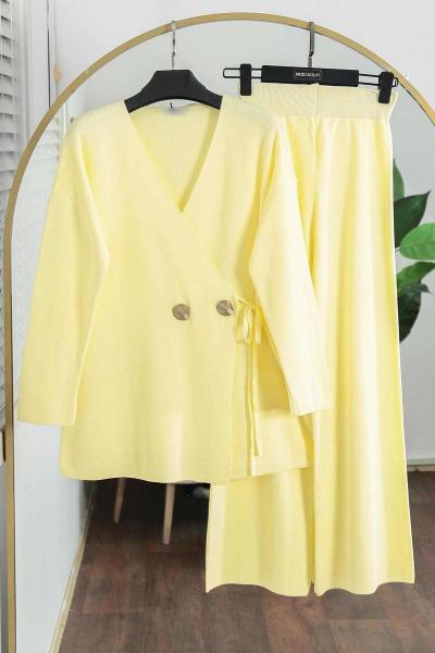 Çift Düğmeli Merserize Pantolonlu Triko Takım Sarı