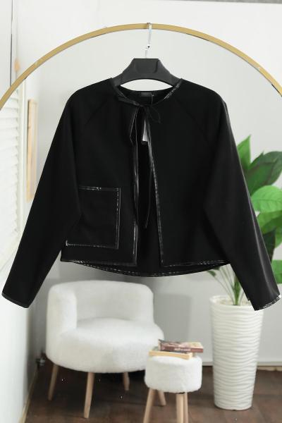 Çift Cepli Biyeli Kaşe Kısa Ceket Siyah