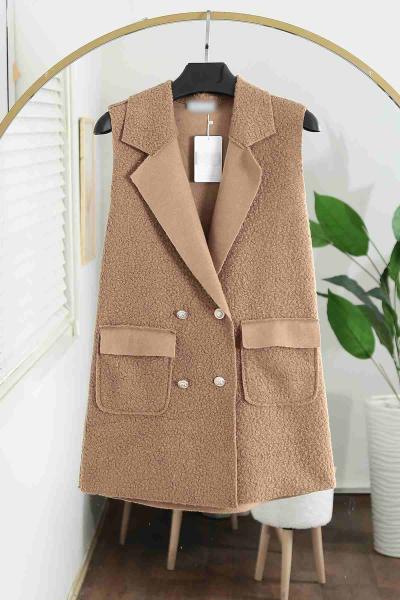Metal Düğmeli Çift Cepli Buklet Yelek Camel