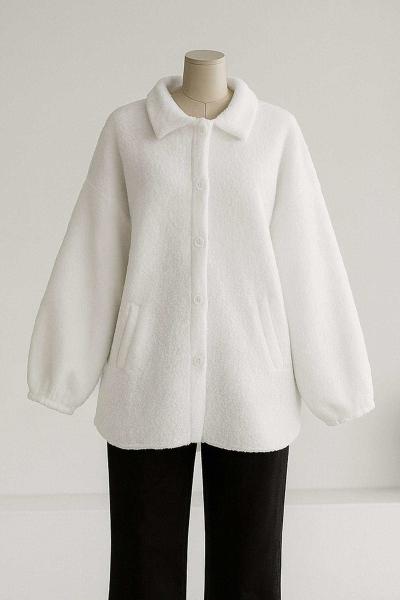 Kolucu Lastikli Çift Cepli Düğmeli Buklet Ceket Ekru