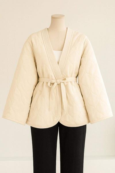 Kapitone Kuşaklı Ceket Krem
