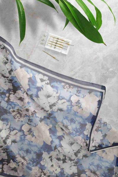 Gül Desenli Eşarp Lacivert