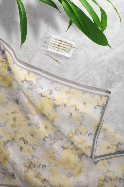 Gül Desenli Eşarp Füme Sarı