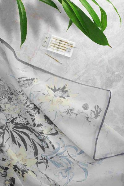 Sofistik Çiçek Desenli Eşarp Füme Sarı