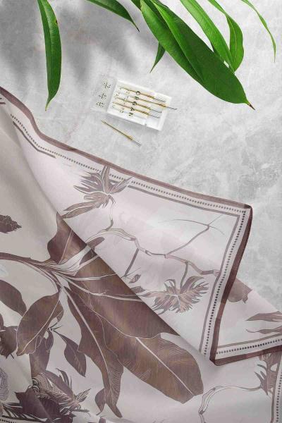 Büyük Yaprakl Desenli Eşarp Kahve Bej