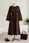 Kolu Armalı İnce Kuşaklı Selanik Elbise Kahve
