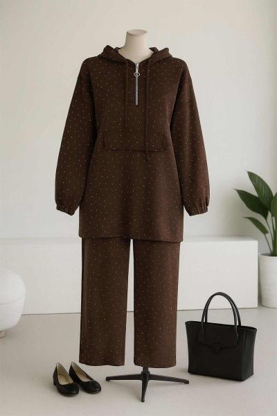 Üstü Taş Detaylı Kapşonlu Pantolonlu Aysho Takım Kahve