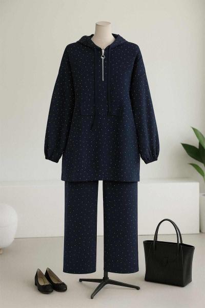 Üstü Taş Detaylı Kapşonlu Pantolonlu Aysho Takım Lacivert