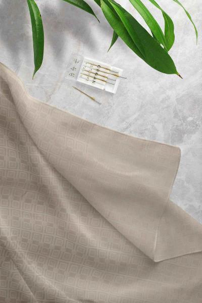 Kare Desenli Jakar Şal Taş