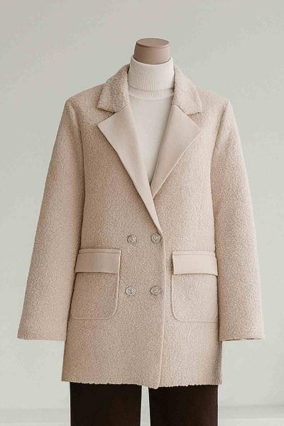 Dört Düğmeli Çift Cepli Buklet Ceket Taş