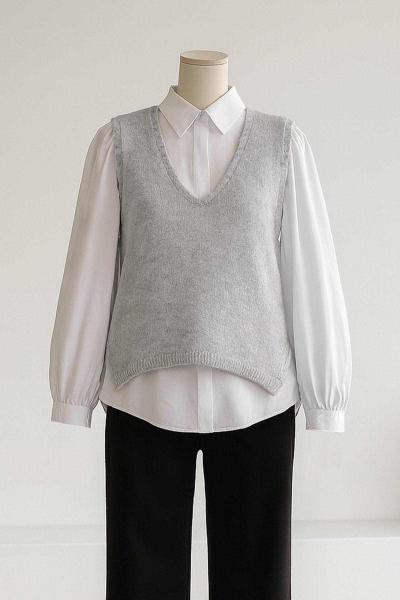 V Yaka Saç Örgü Şeritli Triko Süveter Gri