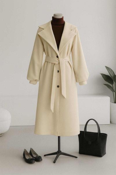 Üç Düğmeli Balon Kollu Kuşaklı Kaşe Kaban Bej