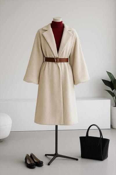 Beli Deri Kemerli Balon Kol Yünlü Kaşe Kaban Taş