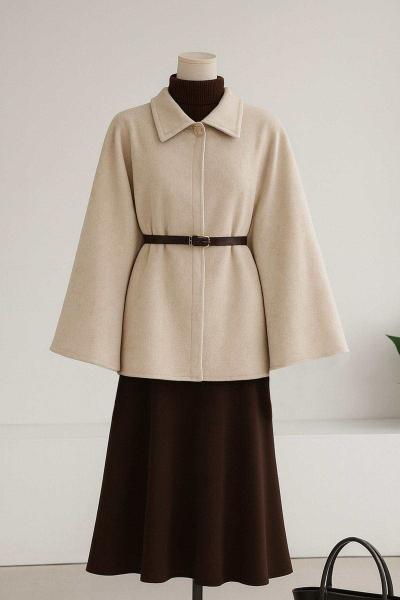 Deri Kemerli Oversıze Yünlü Kaşe Panço Bej