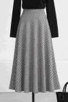 Kazayağı Desenli Çan Etek Ekru Siyah